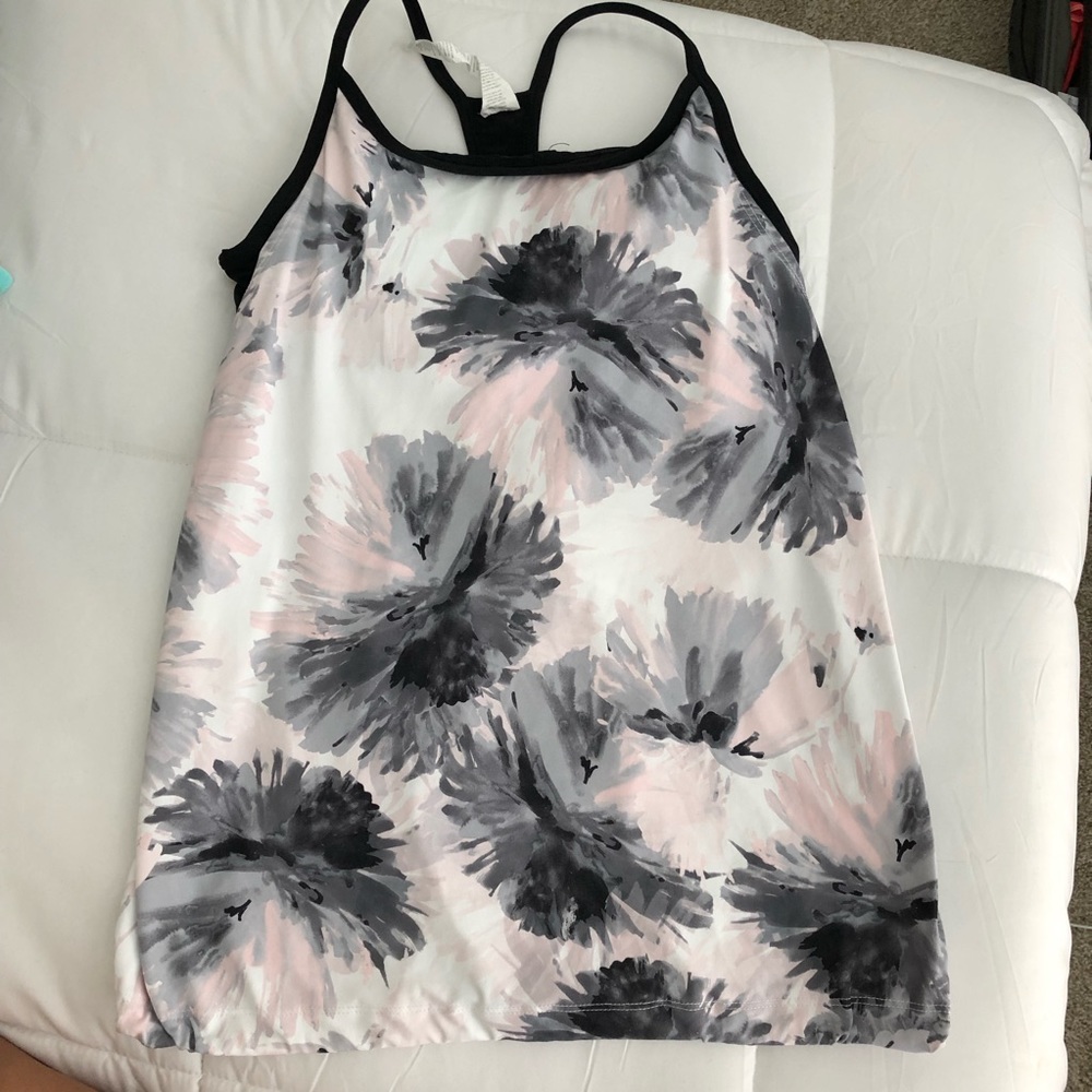 Fabletics tank with built in sports bra